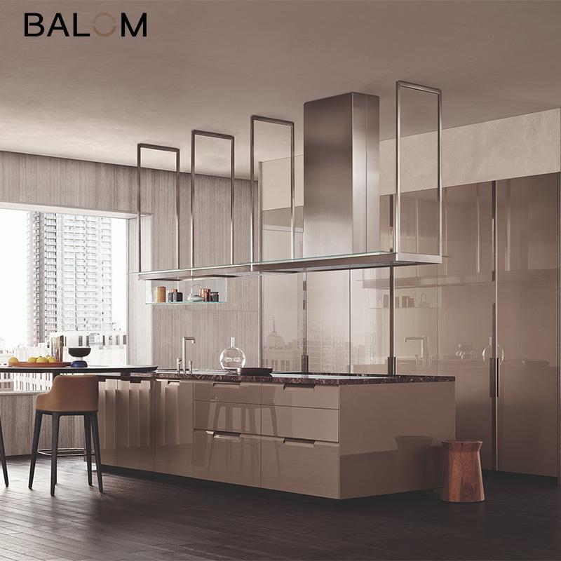 Designer & Luxury Kitchen Cabinet
